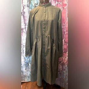 Dress Grey Button-Down size 12 Long Sleeves Mock Neck